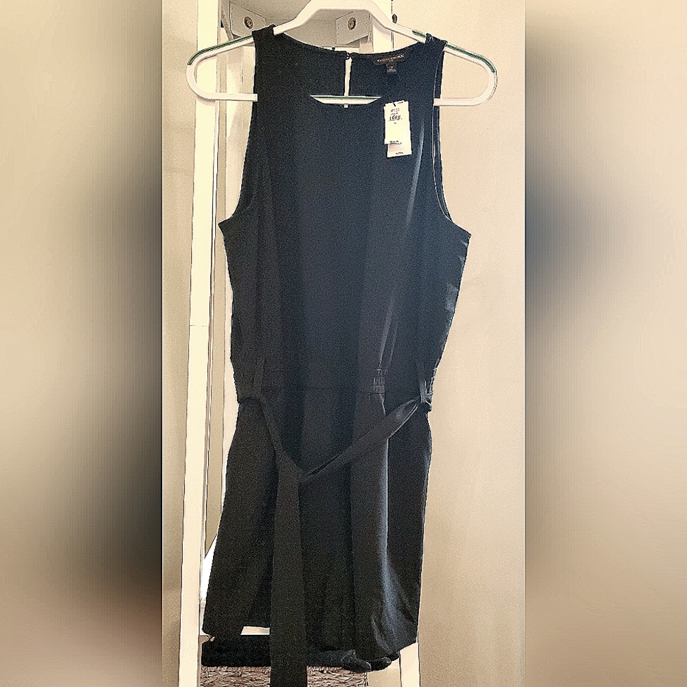 NWT Banana Republic Shorts Jumper - Black Size 12